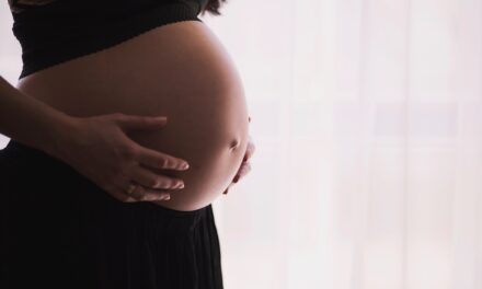 Maternity Dress Fashion Tips for Your Second Trimester